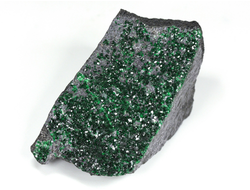 Уваровит кристаллы на породе, Урал (50*30*25 мм, 71 г) №25869