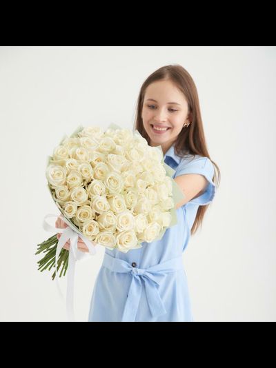 51 белая роза