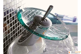 Установка смесителя в ванной