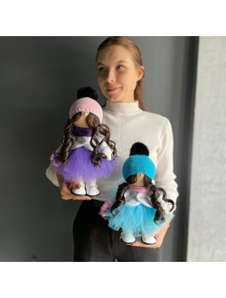 КУКЛЫ РУЧНОЙ РАБОТЫ В ФИОЛЕТОВОМ И ГОЛУБОМ НАРЯДЕ