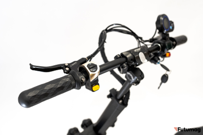 ЭЛЕКТРОСАМОКАТ Currus R11