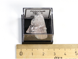 Кварц розовый в пластиковом боксе, Мадагаскар №24213