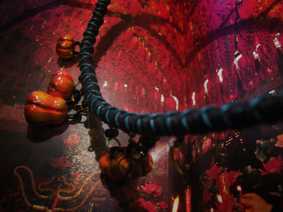 "Время Самайна", комплект украшений (серьги и колье) с тыквами к Хэллоуину