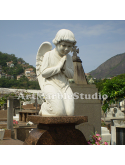 Памятник Ангел плачущий ребенок