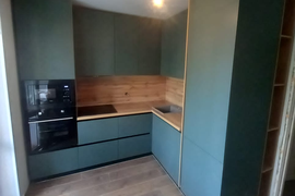 Кухня зеленая