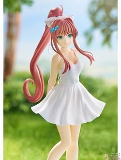 Аниме статуэтка Моники в белом платье Литературный клуб Good Smile Company