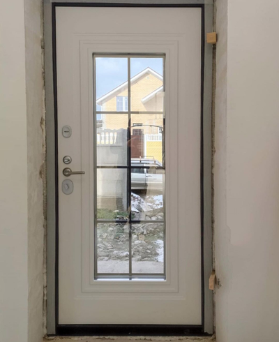 VENMAR (ВЕНМАР). НЕАПОЛЬ 100 мм/ СТАЛЬ 1,8 мм/ С КОВКОЙ ВНУТРИ СТЕКЛОПАКЕТА, МУАР СЕРЫЙ Ral 7016/ БЕЛЫЙ СОФТ