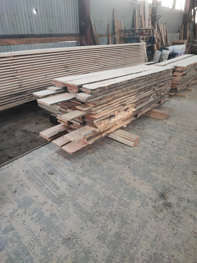 Обрезная доска КЕЛО Карельская сухостойная сосна 25 мм