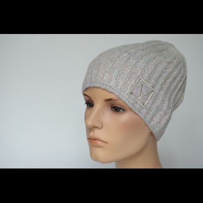 Шапка Vizio 1106 CYO серая с украшением