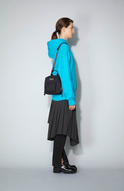 Девушка с рюкзаком Consigned Lamont Xs Front Pocket Black