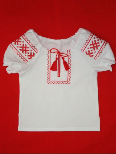 Сорочка для девочки. Узор "Орепей".