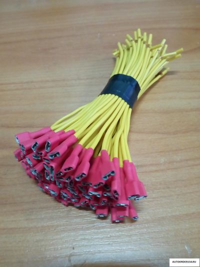 Контакт мама 4,8 с проводом в изоляции Россия (цена за 100 шт.)