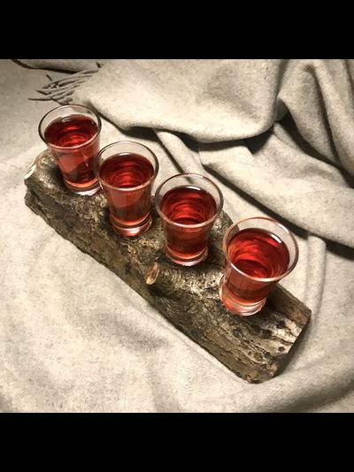 подставка для рюмок, подача на спилах, спилы для подачи, доски для подачи, спилы для ресторана, спил