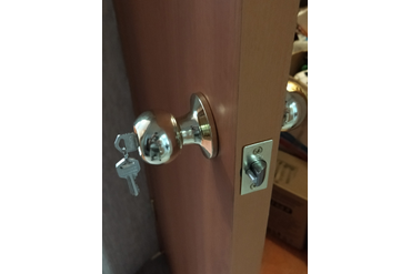 Замена замка защелки