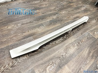 Спойлер Toyota Land Cruiser 200 16-21 белый 070