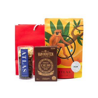 Подарок №8 Чай, какао и шоколад в подарочном пакете