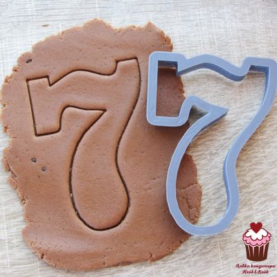 Вырубка для пряника Цифра 7, 9 см