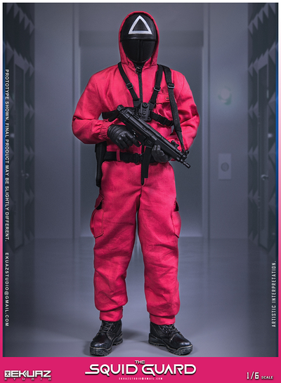 Охранник ("Игра в кальмара", Squid Game) - КОЛЛЕКЦИОННАЯ ФИГУРКА 1/6 THE GAME GUARD (EKS07) - EKUAZ STUDIO