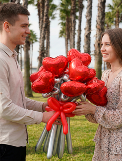 Букет из шаров в форме сердец