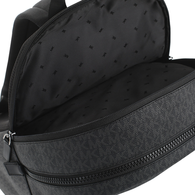 Мужской рюкзак Michael Kors тканевый черный в открытом виде