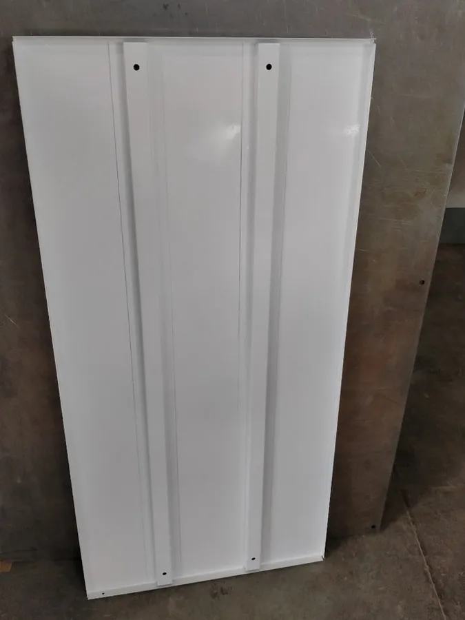 Полка стеллажа