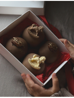 Набор новогодней картошки с орехами