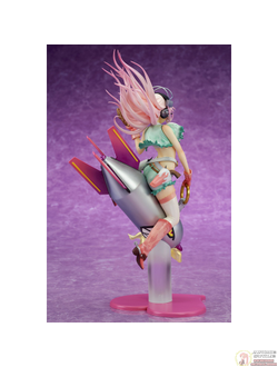 Фигурка 1/7 Сонико (Sonico Love Bomber!)