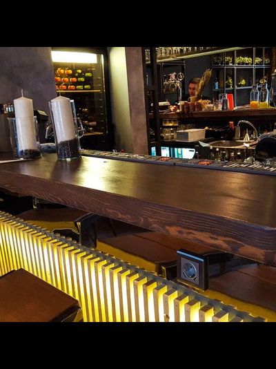 мебель для отелей - столы и журнальные столики из массива