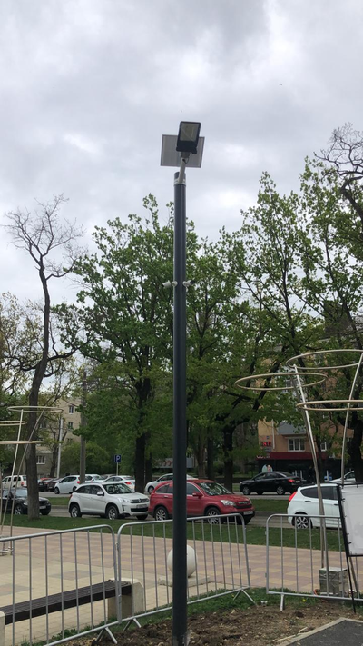 Уличный светильник на солнечной батарее Street LED D-30W SUN