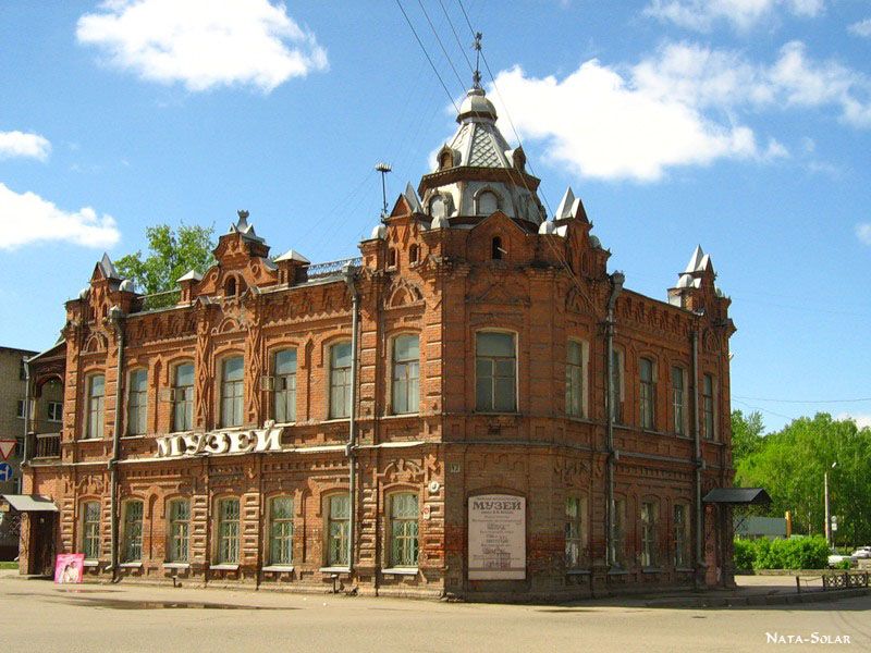 Иваново алтайский край. Бийский краеведческий музей имени в. в. Бианки. Музей Чуйского тракта в Бийске. Дом купца Варвинского (музей им. в. в. Бианки, музей Чуйского тракта). Музей Бианки в Бийске.