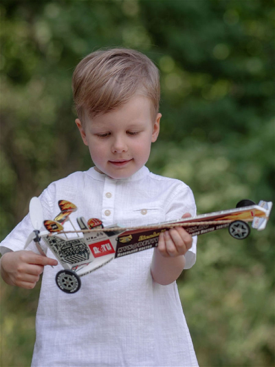 Резиномоторная модель аэродрагстера Метеор 2.0