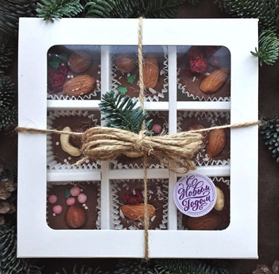 Коробка для 9 конфет с прозр. кр. (лаванда), 155*155*30мм