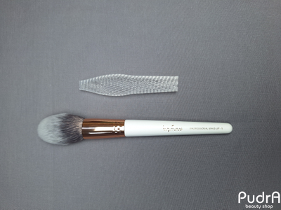 Topface Кисть для макияжа F01 Powder Brush для пудры и любых сухих текстур PT901