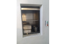 Лифтрон-5000 малые грузовые и сервисные подъемники