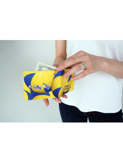 Кошелёк "Mikasa"