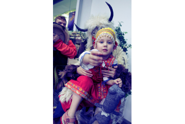 25 октября Театр родного костюма «Ясна Яра» выступил с показом и лекцией " Теплая родная осень" на выставке «Атмосфера творчества».

Вместе с нашими друзьями и партнерами мы раскрыли перед посетителями волшебный мир русского костюма.