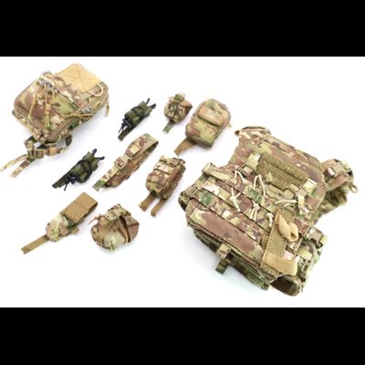 Бронежилет с подсумками и рюкзаком в масштабе 1/6 (78097) - DAMTOYS