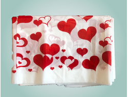 Скатерть полиэтиленовая ПВД 110х220 (30) с печатью "сердечки"