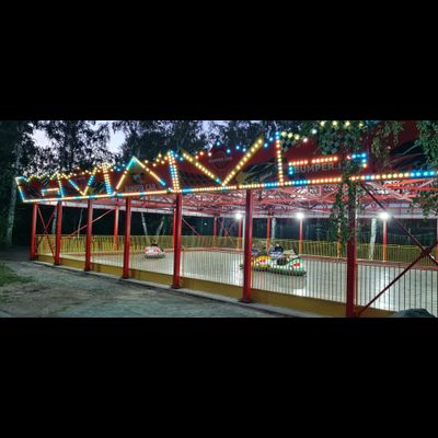 Автодром с питанием от пола 15х19 м.