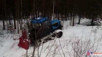 Болотник ДТ-75 с неповоротным отвалом БНДТ-20