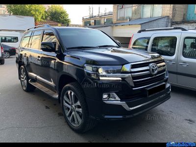 Рестайлинг Toyota Land Cruiser 200 Executive Lounge из 2007-2015 в 2020