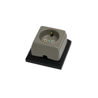 Ретро розетка из керамики Кром с заземлением, 16а. Серая глазурь