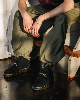 Dr martens online suede black