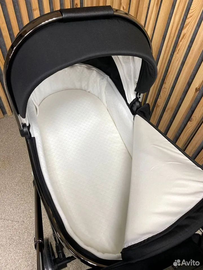 Детская коляска 3 в 1 Luxmom 777 Черный