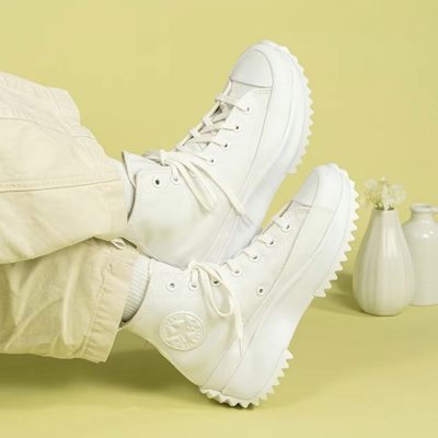 Фото в живую белые Кеды Converse Run Star Hike 170777C