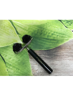 78-50. БОЛЬШОЙ ШАРООБРАЗНЫЙ ДВОЙНОЙ РОЛИК С ШИПАМИ