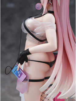 Фигурка 1/7 UKM-2000