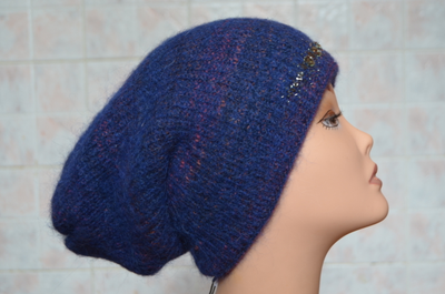 shapka-vasilkovogo-cveta-zimnyaya-vyazanaya-italiya-vizio-kupit