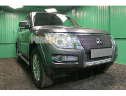 Защита радиатора Mitsubishi Pajero IV 2015- black верх PREMIUM