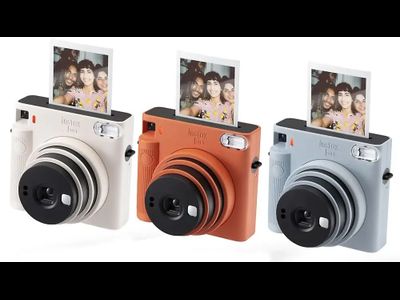 Фотоаппарат моментальной печати Fujifilm Instax SQUARE SQ1, белый